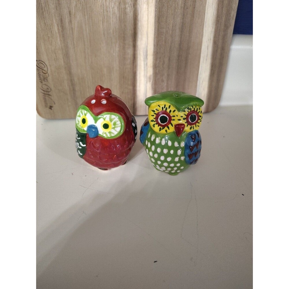 Small Ceramic Owl Salt and Pepper Shaker Set